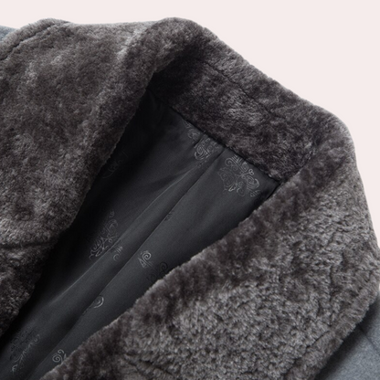 BRADLEY - Stylish Men's Coat for the Modern Man