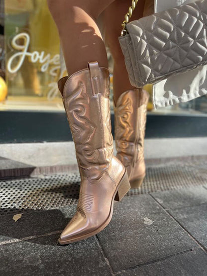 Gracie - Chic metallic cowboy boots for an irresistible look!