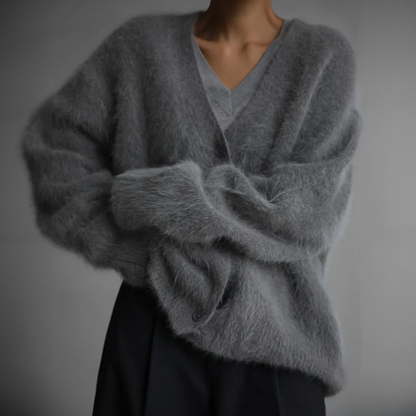 Luxurious cashmere cardigan from Cosy Couture