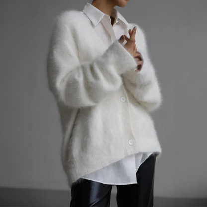 Luxurious cashmere cardigan from Cosy Couture