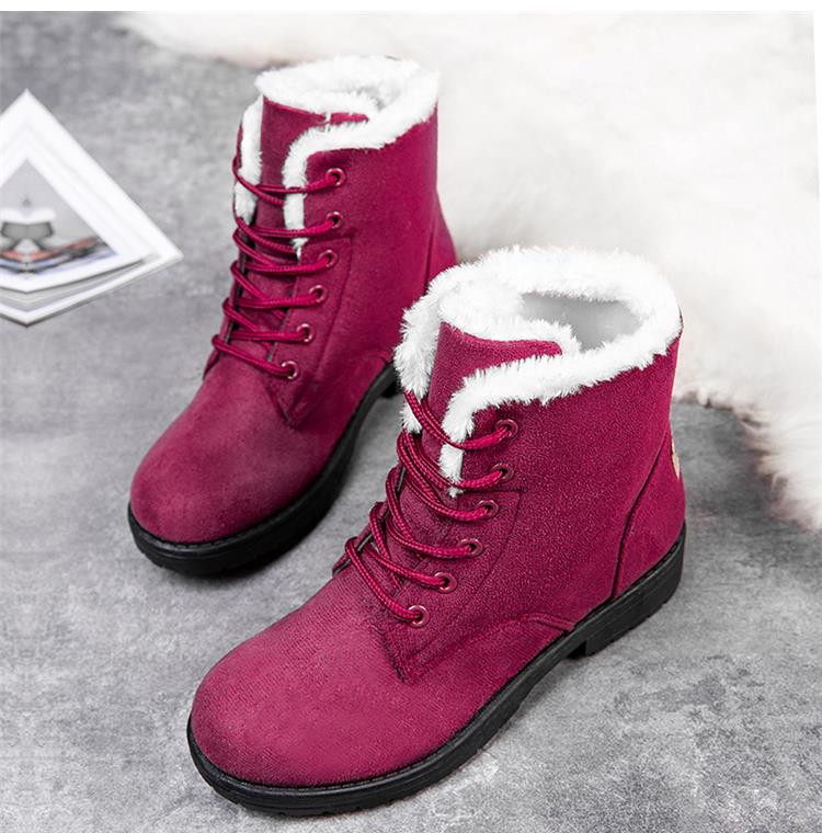 Lela - Elegant Snowboots for Women