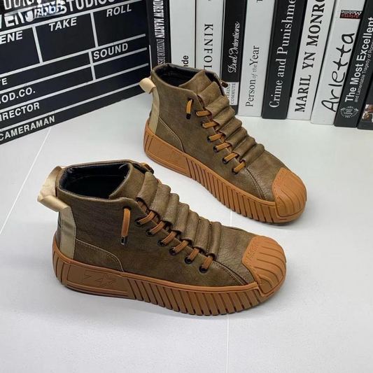 Elegant Men's Darcy Boots for a Stylish Look