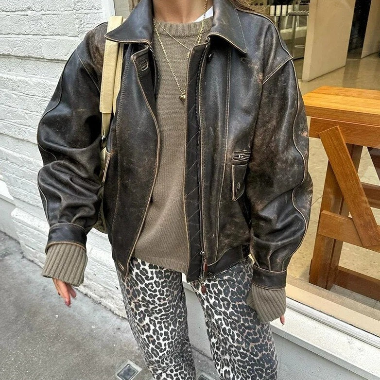 Chandra - Retro Jeans with Trendy Leopard Print