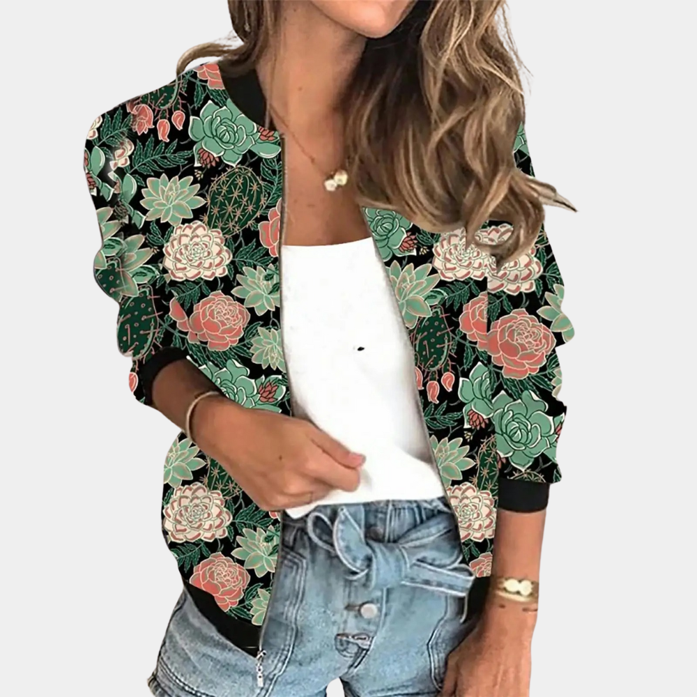 Stylish women's coat with trendy print