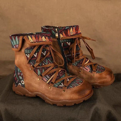 Eloise - Discover the latest fashion trend with these trendy boots!