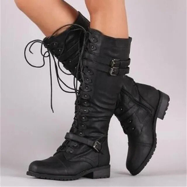 Lulu - Tough retro lace-up boots with stylish buckle