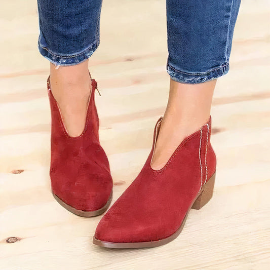 Seductively pointed ankle boots - Kaylee
