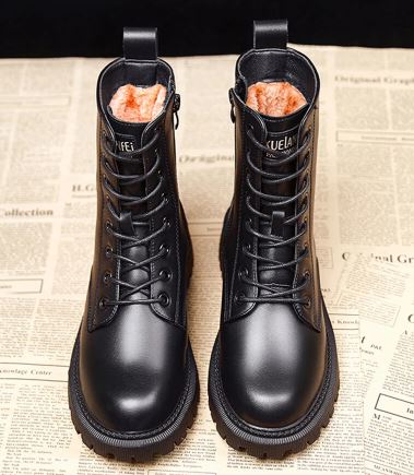 Juniper - Durable, waterproof ankle snow boots with non-slip profile