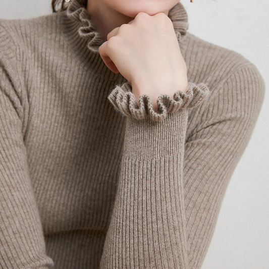 Soft cashmere turtleneck from Sanura - Luxury and Comfort in One!