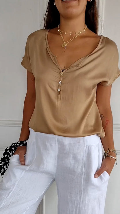 Evelyn - Comfortable V-neck Blouse for Women