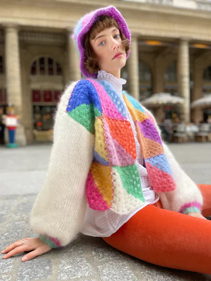 Eliza - Cheerful knitted jumper in beautiful colours