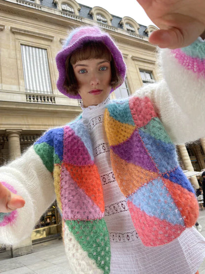 Eliza - Cheerful knitted jumper in beautiful colours