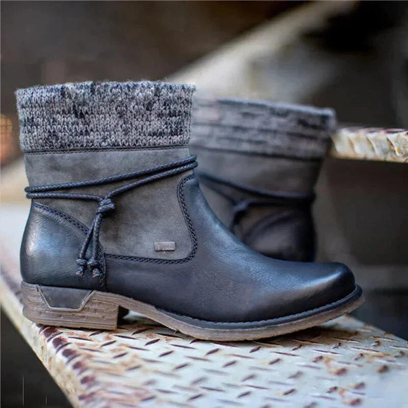 Lyra - Trendy leather ankle boots for autumn