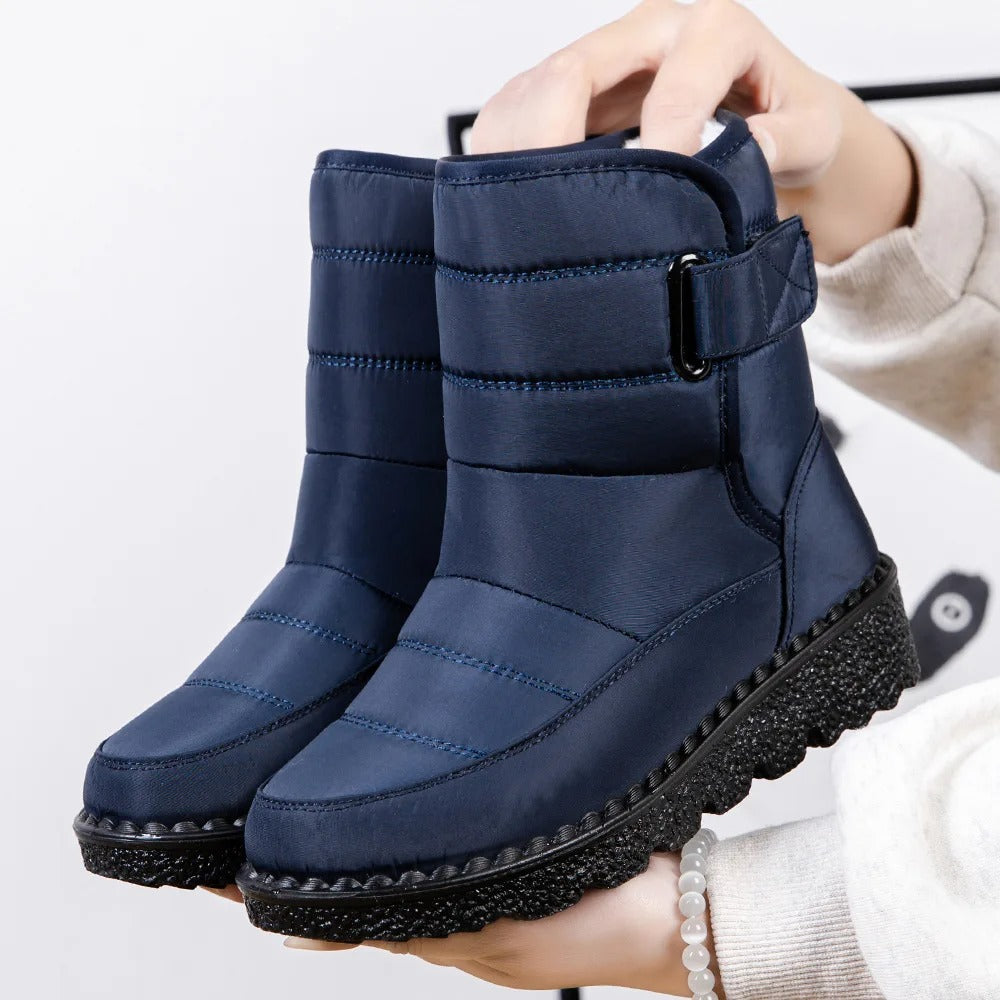 Eleanor - Stylish and waterproof winter snow boots for comfortable winter hiking