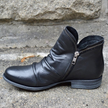Giulia™ - Leather Boots with Zipper