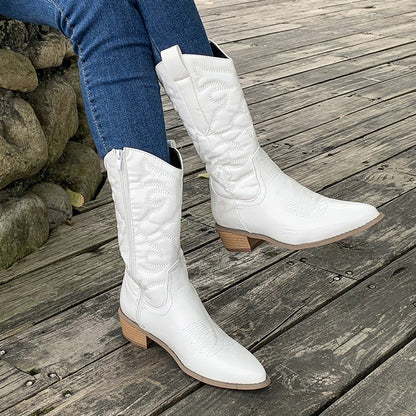 Gracie - Chic metallic cowboy boots for an irresistible look!